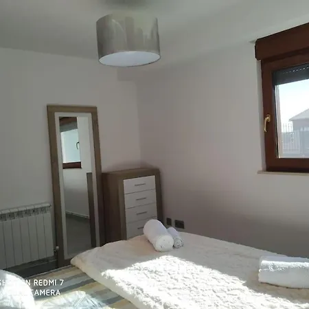 El Salinar En Salamanca. Ideal Familia/grupo * Calvarrasa de Abajo